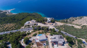 Luxury villa with a swimming pool Makarska - 19148